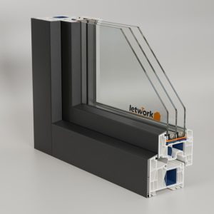 Fenêtre en PVC-Alu Kömmerling 88 MD
